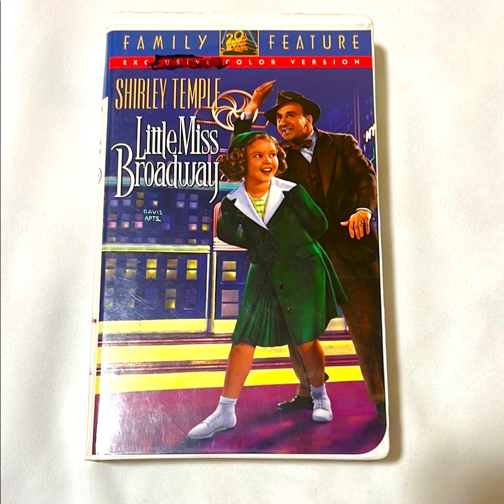 Shirley Temple Little Miss Broadway VHS Movie